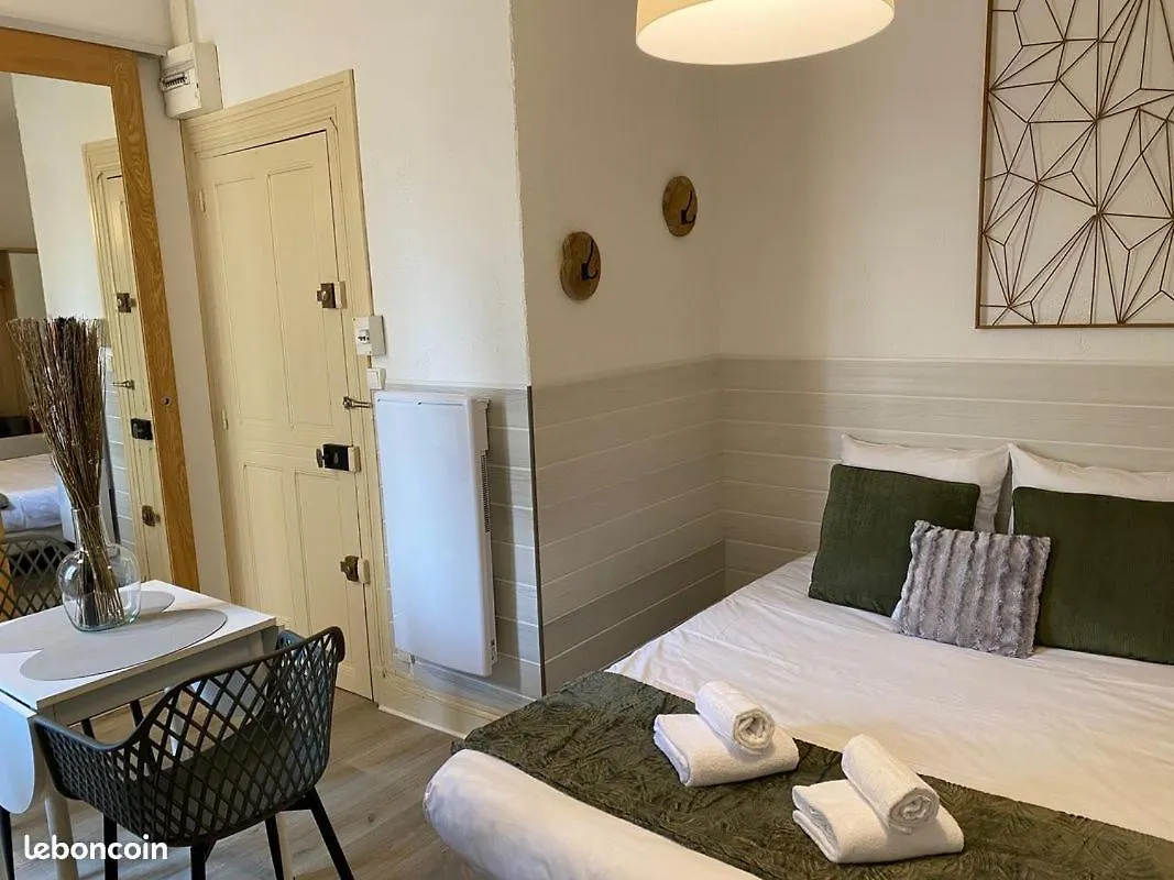 Palais Des Sources Apartment Vichy France